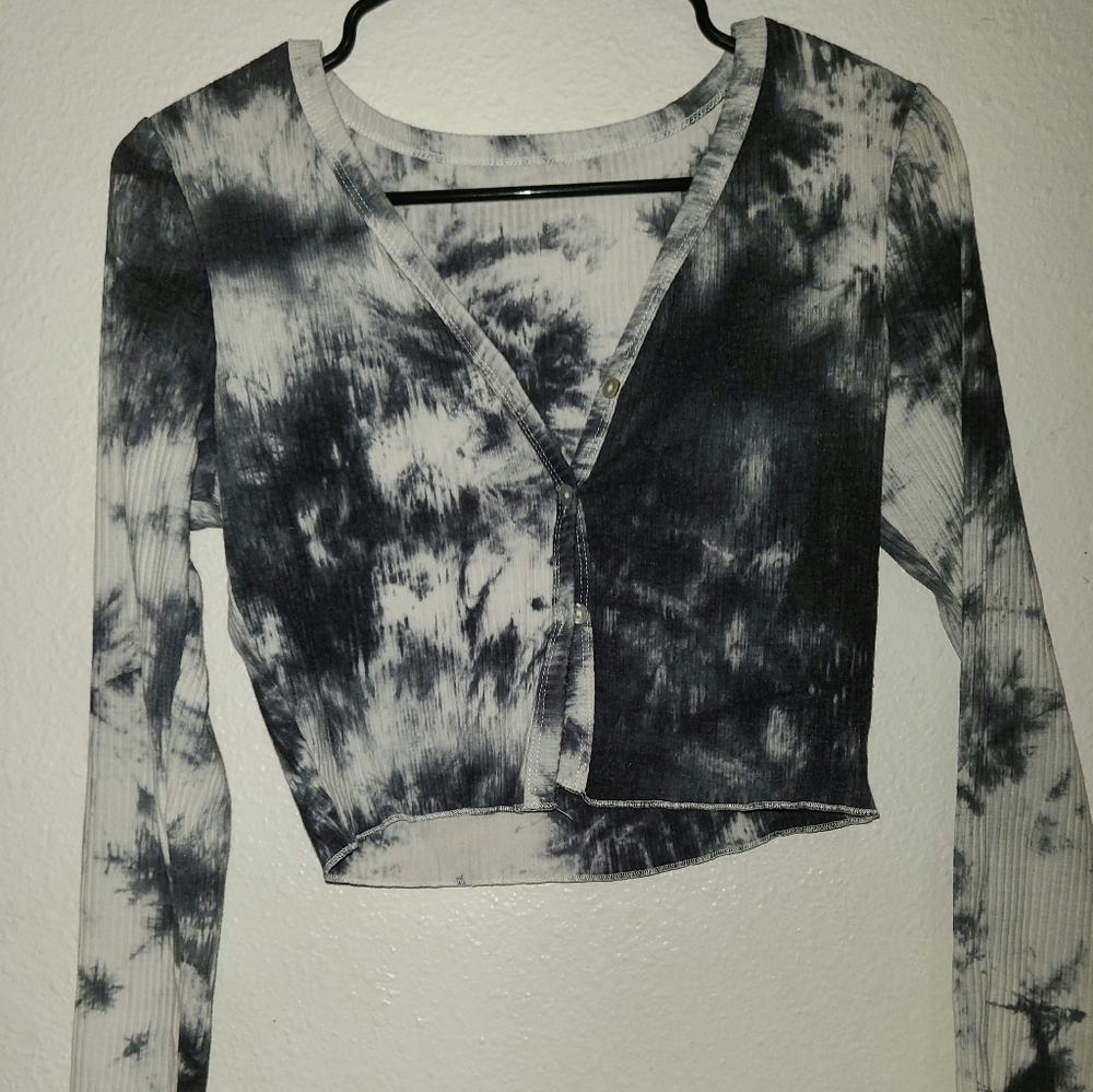 Shein button front tie dye crop top